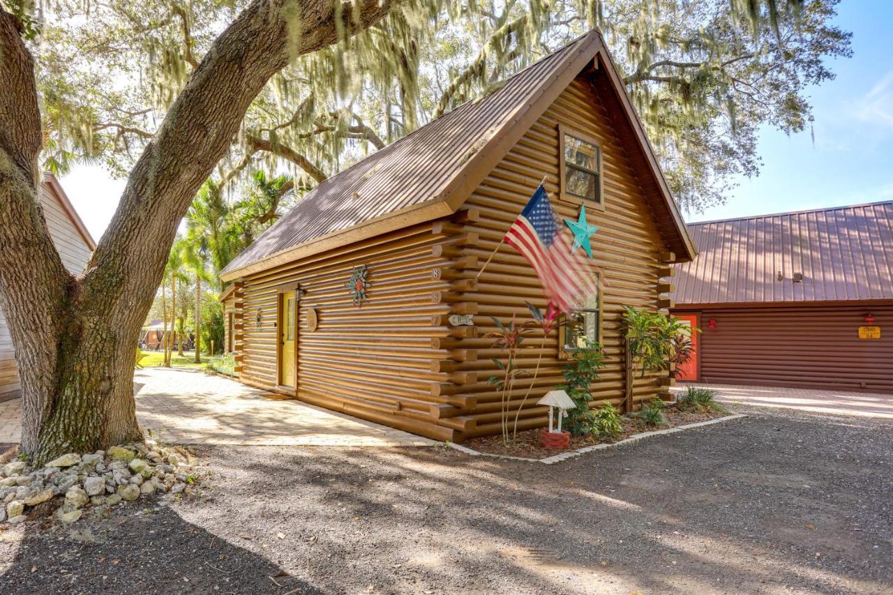 Okeechobee Cabin With Patio And Community Pool! Exterior photo